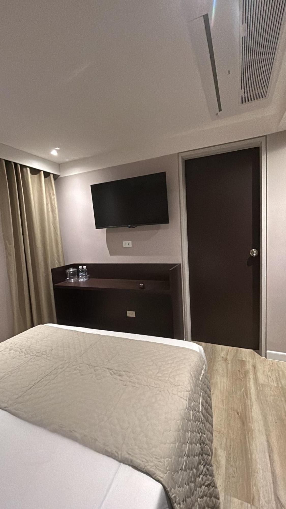 Hotel Grand Galaxie 卡拉卡斯 外观 照片