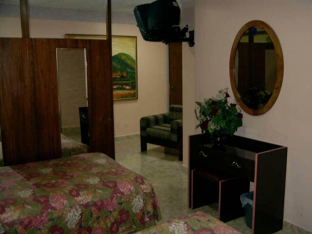 Hotel Grand Galaxie 卡拉卡斯 外观 照片